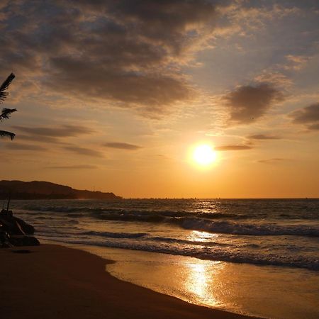 Los Almendros De Mancora Luaran gambar