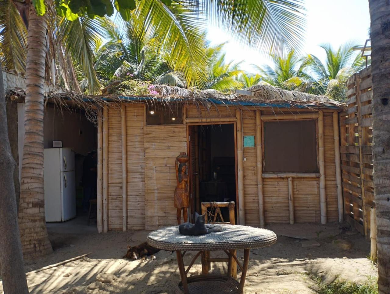 Los Almendros De Mancora Luaran gambar